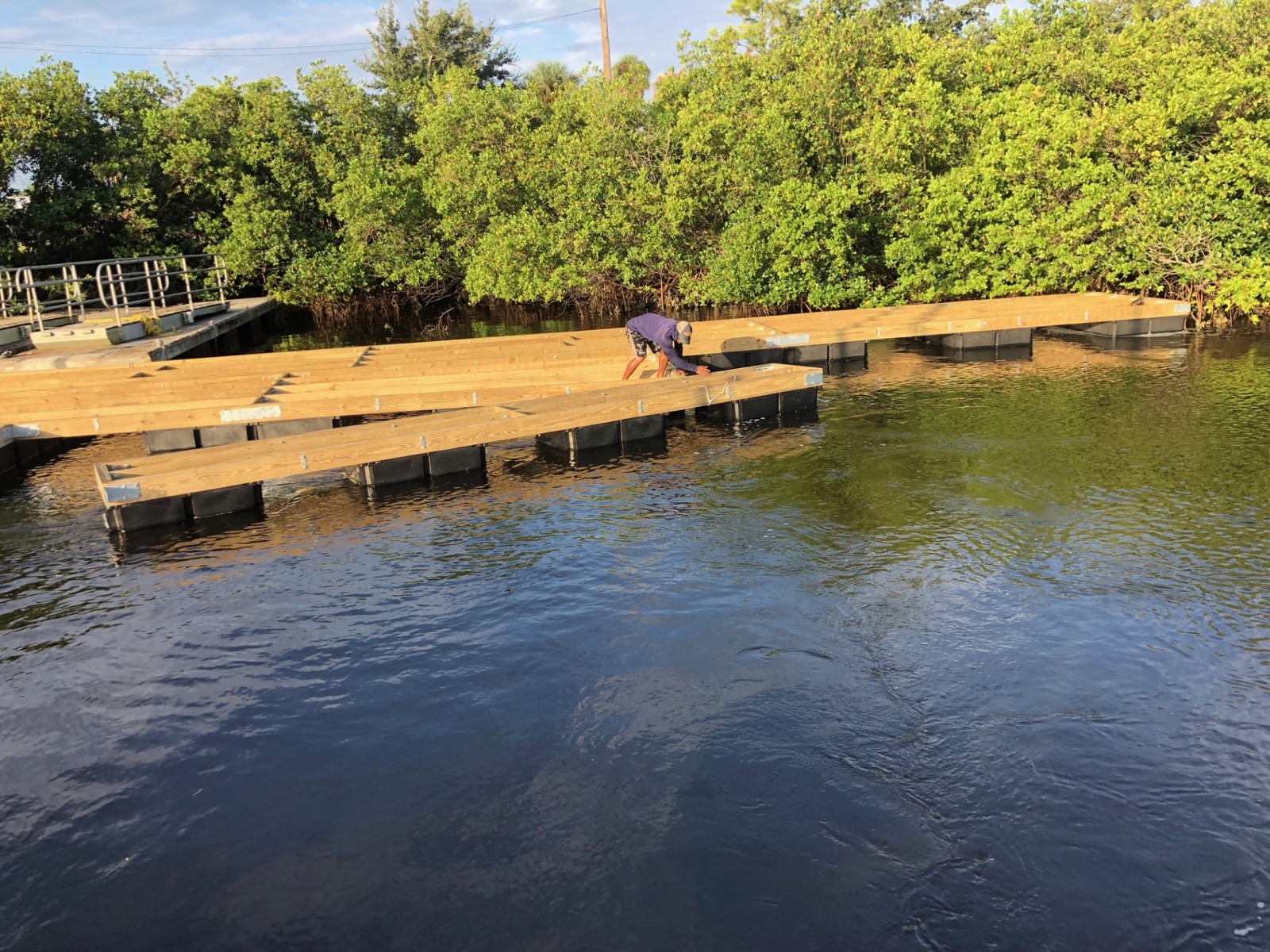 Floating dock project